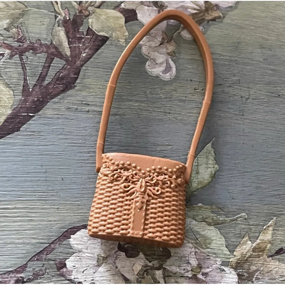 Ever After High Enchanted Picnic Cerise Hood Replacement Brown Purse Bag